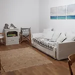 Rocha Beachside 아파트