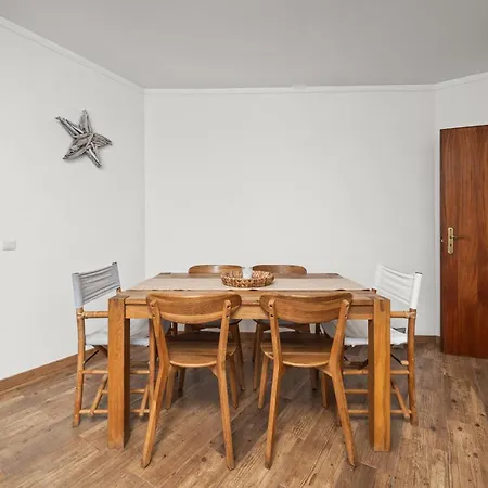 Апартаменти Rocha Beachside Портіман